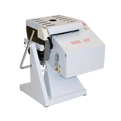 Gastromaq Mbi05 Amasadora Comercial Industrial Restaurantes Cocina Panaderias Banquetes Comedores Hornear Industriales Pan Panificadora. Ideal para amasar harina, mezcla para pan, postres, hornear, cocinar, para banquetes, industriales, para cocinas industriales, comedores, comedores industriales, hornear, para negocio, panadería, repostería, etc. KitchenMax.Store. Envíos seguros a todo México. Cotiza hoy mismo.