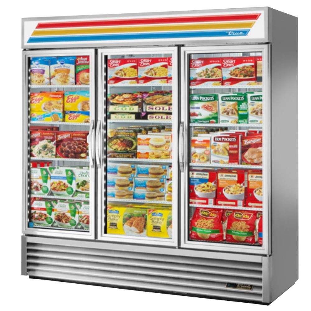 True GDM-72F-HC~TSL01 Congelador Exhibidor Vertical 3 Puertas Cristal 12 Parrillas - - True - KitchenMax Store