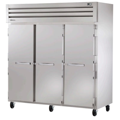 True STA3F-3S-HC Congelador Vertical 3 Puertas Solidas 3 Parrillas - - True - KitchenMax Store