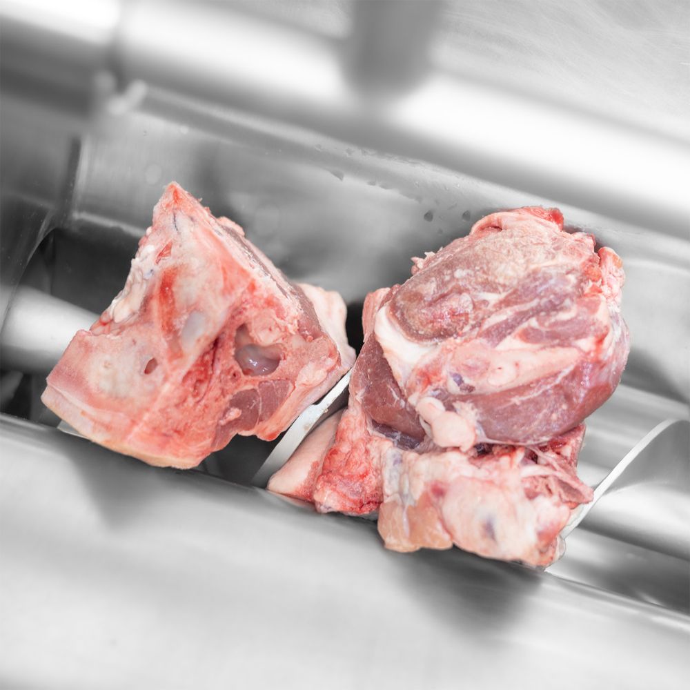 MOLINO RHINO MOLME-1300 | Molino Mezclador | Capacidad de Tolva: 50 kg | Capacidad de Producción: 1300 kg / hr | Carnicería Restaurante Cocina Industrial Carnicería Restaurante Cremeria Carne Molida Roja Puerco Res Pollo Negocio Cocina Industrial 