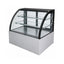 VITRINA DRAGO VPC-180 | Vitrina Pastelera Curva | 11.5 ft3 - 325 Litros | Hoteles Heladerías Bistrós | Vitrina Refrigerada Exhibidora Exhibidor de Pasteles Postres Vitrina de Mostrador Cristal Curvo Acero Inoxidable Pastelería Cafetería Cremería Carnicería Restaurante Supermercado