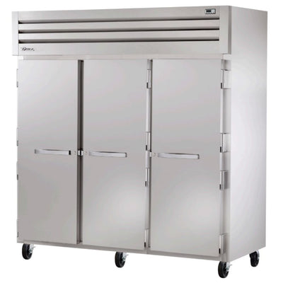 True STA3R-3S Refrigerador Vertical 3 Puertas Solidas 3 Parillas -  - True - KitchenMax Store